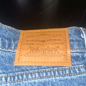70 high slim straight Levi’s women 31x31